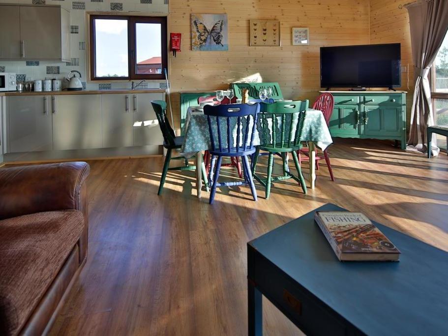 Lakeside Fishing Lodges Boston Exterior foto